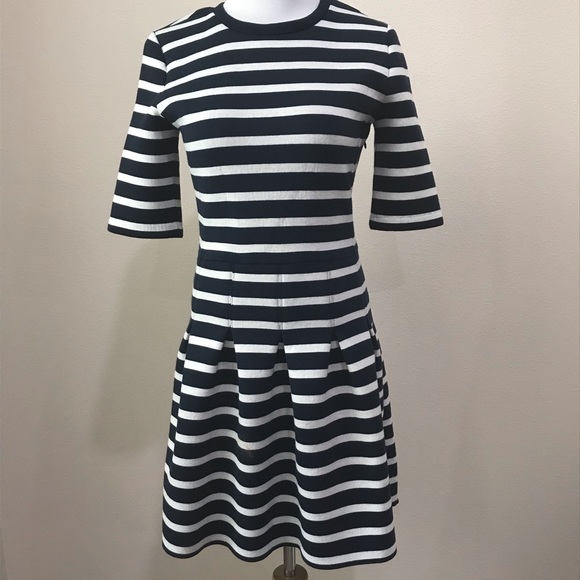 Gap navy and white scuba dress - Picture 1 of 8
